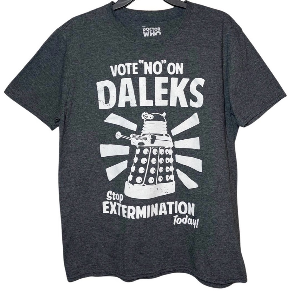 Ripple Junction Dr Who Tee size Large t-shirt grey white vote no on daleks